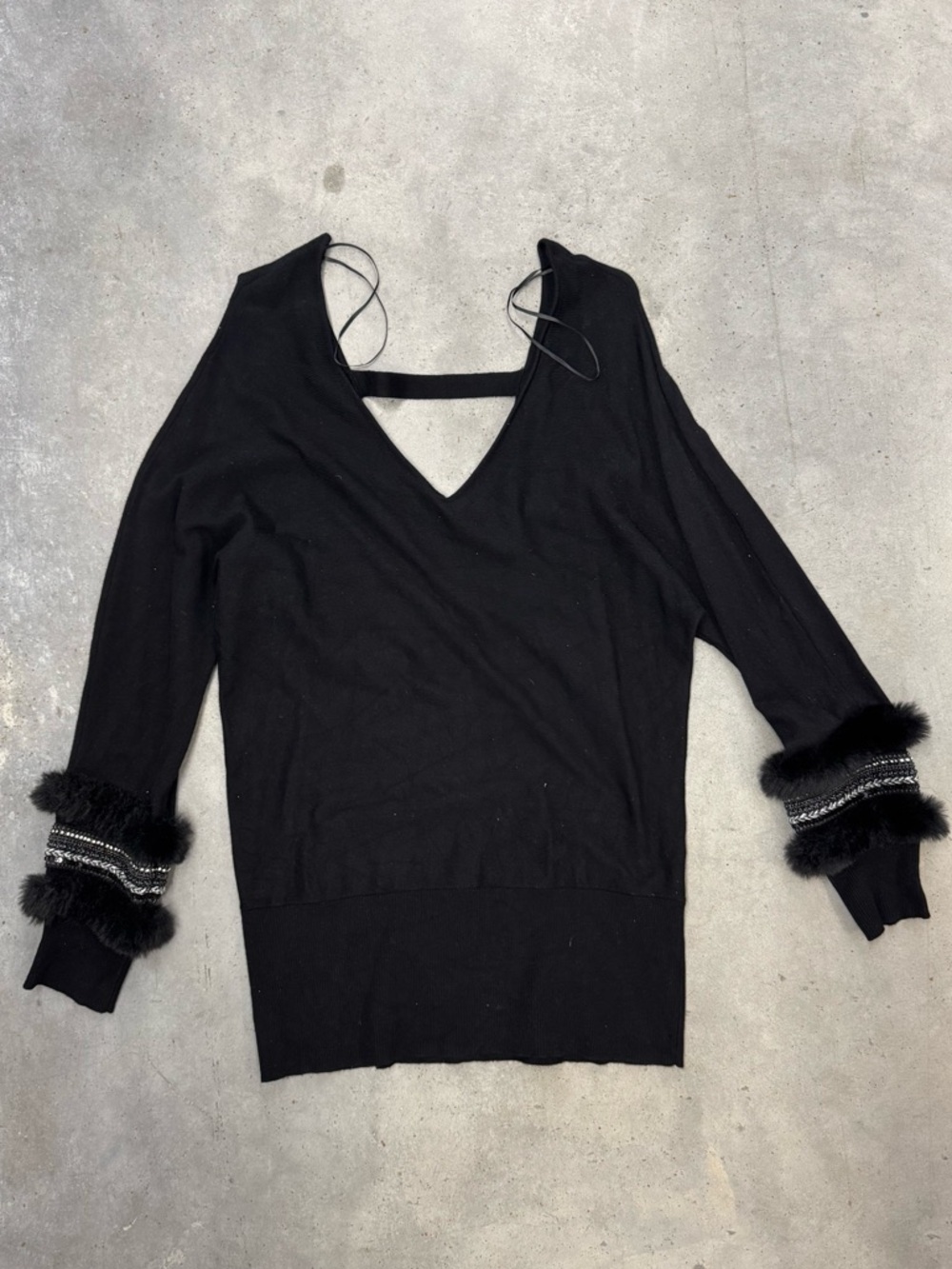 Thalia Sodi Black Sweater Size Medium Faux Fur Cuff Embellished V-Neck Top